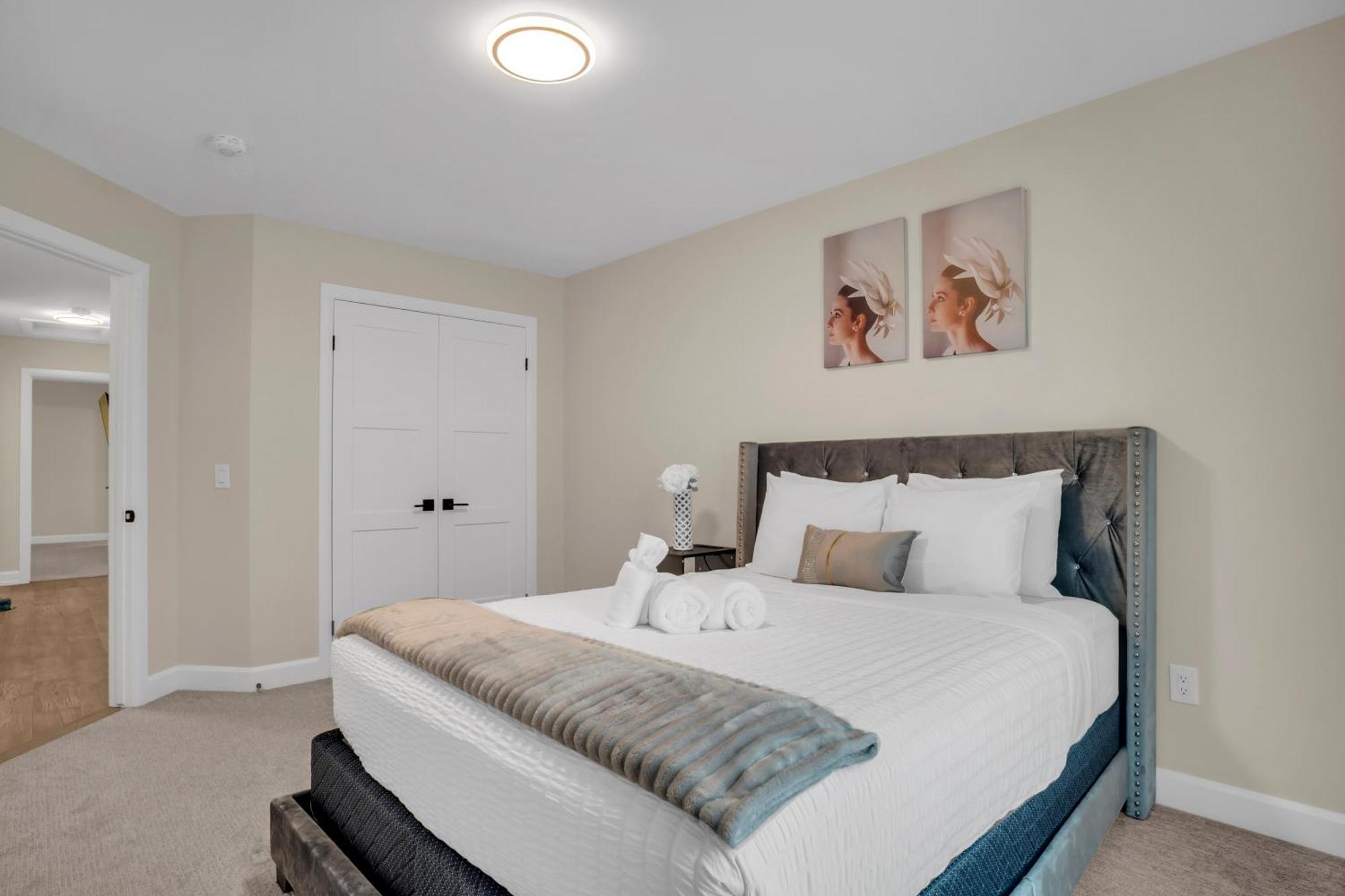 Luxury Niagara 3 Bdr Townhouse /Garage Apartment Ngoại thất bức ảnh