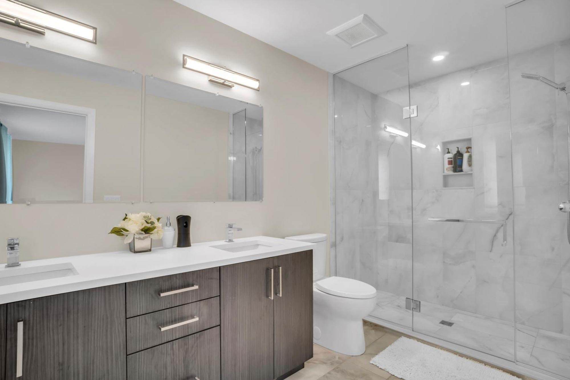 Luxury Niagara 3 Bdr Townhouse /Garage Apartment Ngoại thất bức ảnh